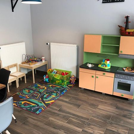 Dubno Eat & Sleep Hotel Nova Dubnica Luaran gambar