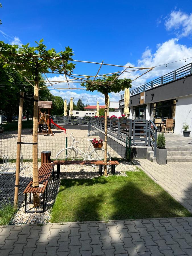 Dubno Eat & Sleep Hotel Nova Dubnica Luaran gambar